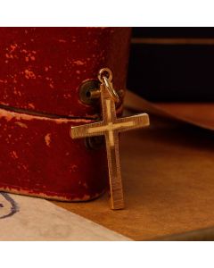 Pre-Owned Vintage 1977 9ct Yellow Gold Patterned Cross Pendant
