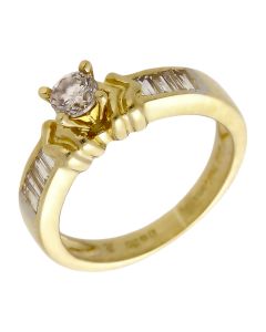 Pre-Owned 18ct Gold Mixed Cut Diamond Solitaire & Shoulders Ring