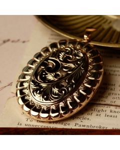 Pre-Owned Vintage 1974 9ct Gold Large Oval Locket Pendant