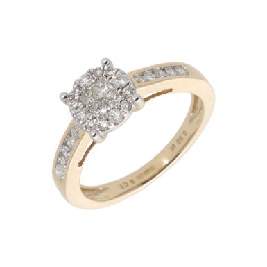 New 9ct Yellow Gold 0.50ct Princess Cut Diamond Cluster Ring