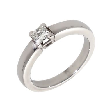 Pre-Owned 18ct Gold 0.33ct Princess Cut Diamond Solitaire Ring