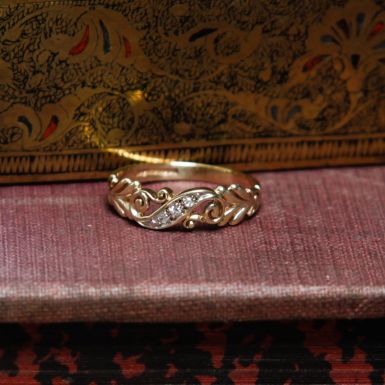 Pre-Owned Vintage 1990 9ct Gold Diamond Set Scroll Dress Ring