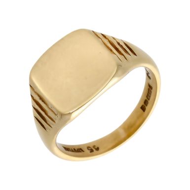 Pre-Owned 9ct Yellow Gold Ribbed Shoulder Signet Ring
