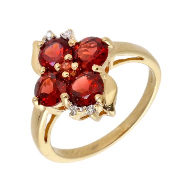 Pre-Owned 9ct Yellow Gold Garnet & Diamond Cluster Ring