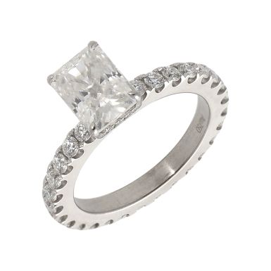 Pre-Owned 18ct White Gold Moissanite Solitaire Band Ring