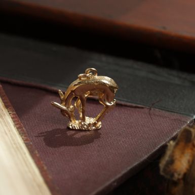 Pre-Owned Vintage 1973 9ct Yellow Gold Solid Deer Charm