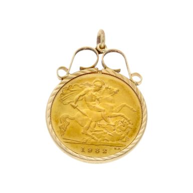 Pre-Owned 1982 Half Sovereign Coin In 9ct Gold Pendant Mount