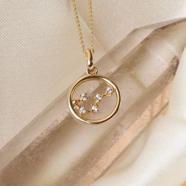 9ct Gold Cancer Constellation Cubic Zirconia Pendant & Chain