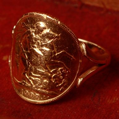 Pre-Owned 1907 Bent Over Sovereign Ring