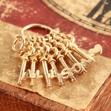 Pre-Owned Vintage 1973 9ct Alison Keys Charm