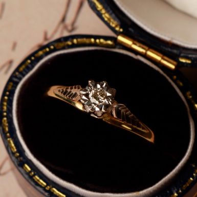Pre-Owned Vintage 1978 18ct Gold Diamond Solitaire Ring
