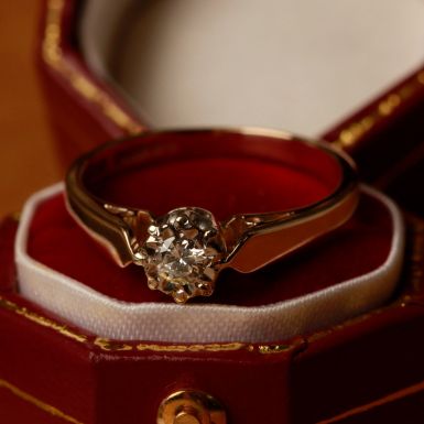 Pre-Owned Vintage 1975 9ct Yellow Gold Diamond Solitaire Ring