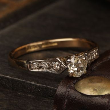 Pre-Owned Vintage Diamond Solitaire Ring