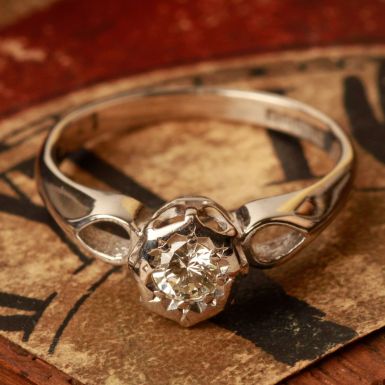 Pre-Owned Vintage 1976 18ct White Gold Diamond Solitaire Ring