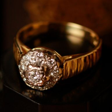 Pre-Owned Vintage 1979 18ct Yellow Gold Diamond Cluster Ring
