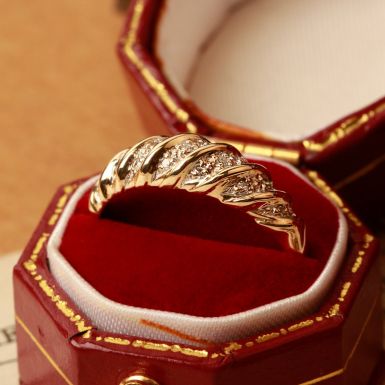 Pre-Owned Vintage 1987 9ct Gold Diamond Set Domed Wave Ring