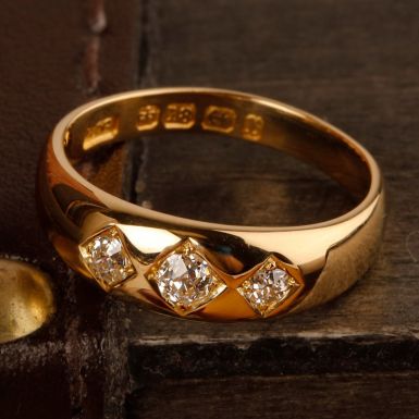 Pre-Owned Vintage 1891 18ct Gold Diamond Trilogy Band Ring