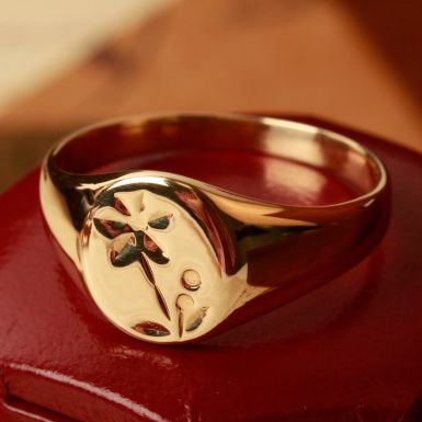 Pre-Owned Vintage 1972 9ct Gold Flower Engraved Signet Ring