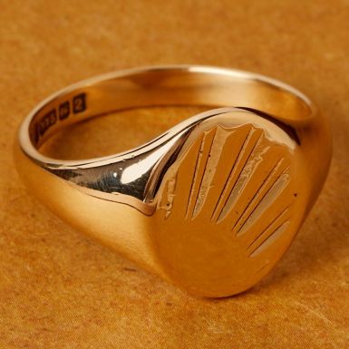 Pre-Owned Vintage 1965 9ct Yellow Gold Sunburst Signet Ring