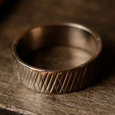 Pre-Owned Vintage 1972 18ct White Gold Patterned Wedding Ring