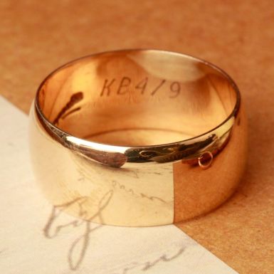Pre-Owned Vintage 1984 9ct Yellow Gold 9mm Wide Wedding Ring