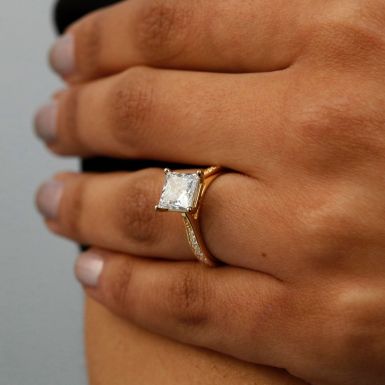 Pre-Owned 18ct Gold Princess Cut Lab Grown Diamond Ring