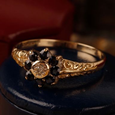 Pre-Owned Vintage 1975 9ct Gold Sapphire & Diamond Cluster Ring
