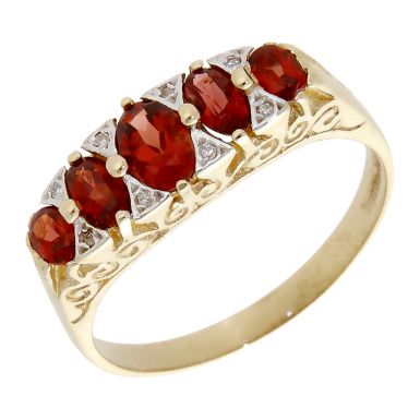 Pre-Owned 9ct Yellow Gold Garnet & Diamond Dress Ring