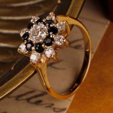 Pre-Owned Vintage 1985 9ct Gold Sapphire & CZ Cluster Ring