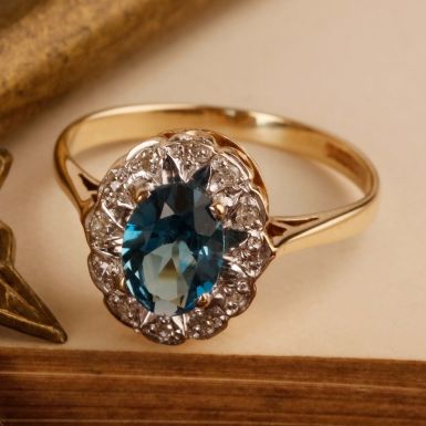 Pre-Owned Vintage 1988 9ct Gold Blue Topaz & Diamond Dress Ring