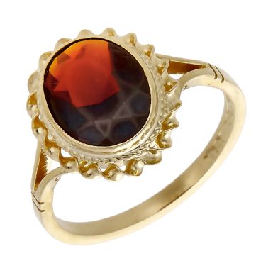Pre-Owned Vintage 1979 9ct Yellow Gold Garnet Solitaire Ring