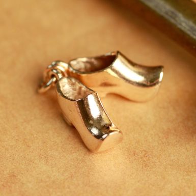Pre-Owned Vintage 1969 9ct Yellow Gold Clogs Shoes Charm