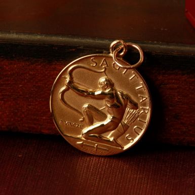 Pre-Owned Vintage 1980 18ct Gold Sagittarius Horoscope Pendant