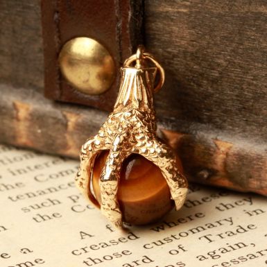 Pre-Owned Vintage 1965 9ct Gold Tigers Eye Ball & Claw Charm