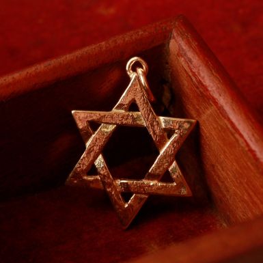 Pre-Owned Vintage 1970 9ct Yellow Gold Star Of David Pendant