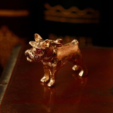 Pre-Owned Vintage 1963 9ct Yellow Gold Gemstone Set Dog Charm