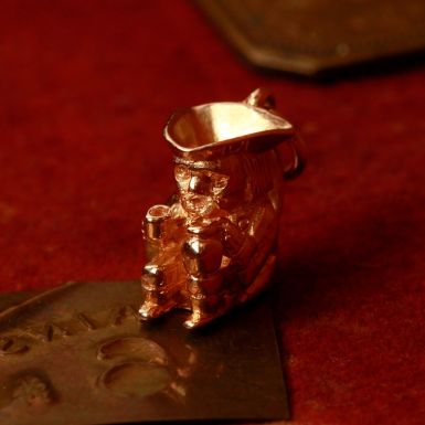 Pre-Owned Vintage 1963 9ct Yellow Gold Toby Jug Charm