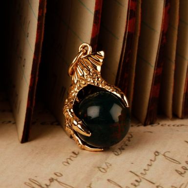 Pre-Owned Vintage 1966 9ct Gold Bloodstone Ball & Claw Pendant