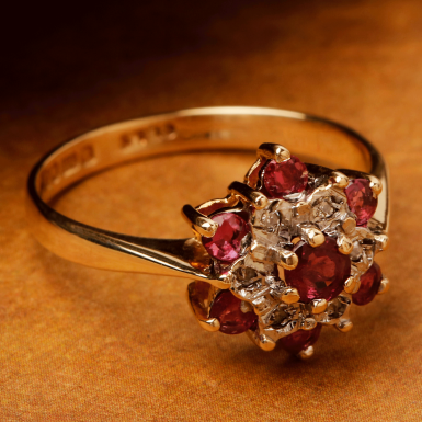 Pre-Owned Vintage 1987 9ct Gold Ruby & Diamond Cluster Ring