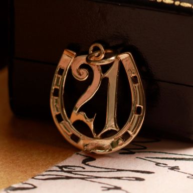 Pre-Owned Vintage 1966 9ct Gold Age 21 Horseshoe Pendant