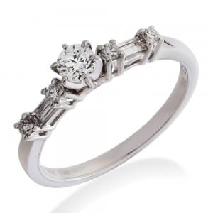 Engagement ring £990